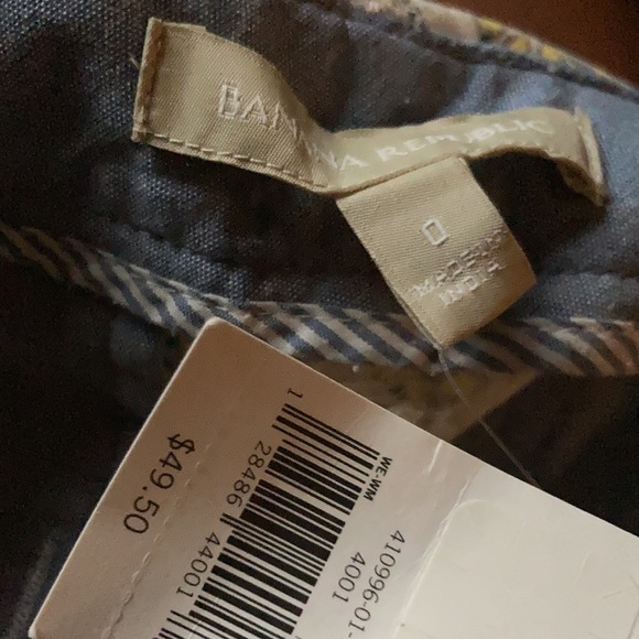 NWT Banana Republic Patterned Shorts - Picture 3 of 3